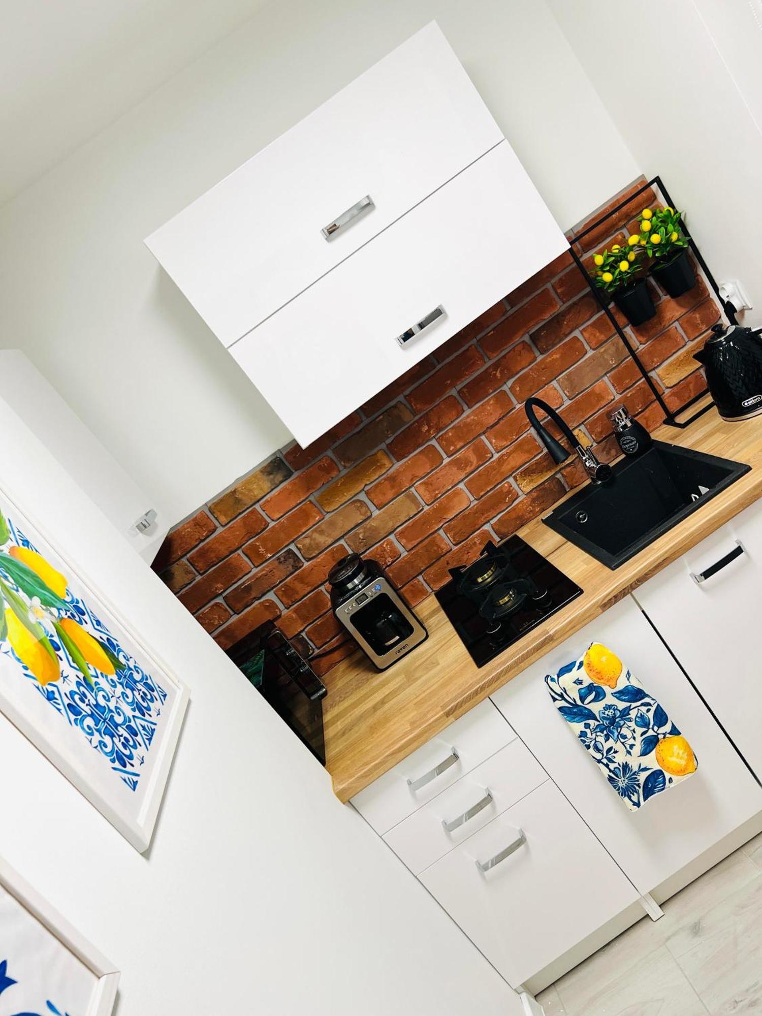 Apartament Happy Place Family & Business Targi Kielce Esterno foto